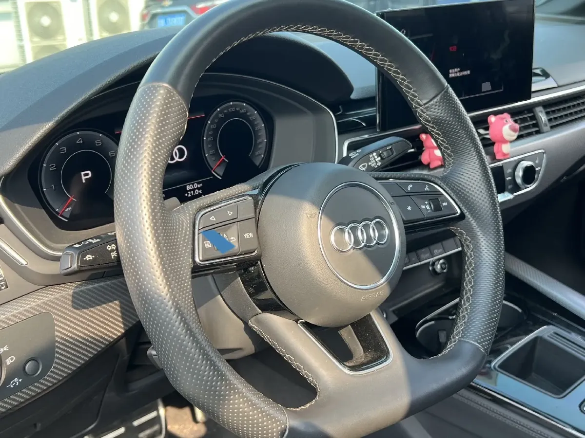 2024 Audi A4L 2.0T 190HP L4 7DCT,autocango,china used car exporter,china ev exporter,chinese used car exporter,chinese used ev exporter