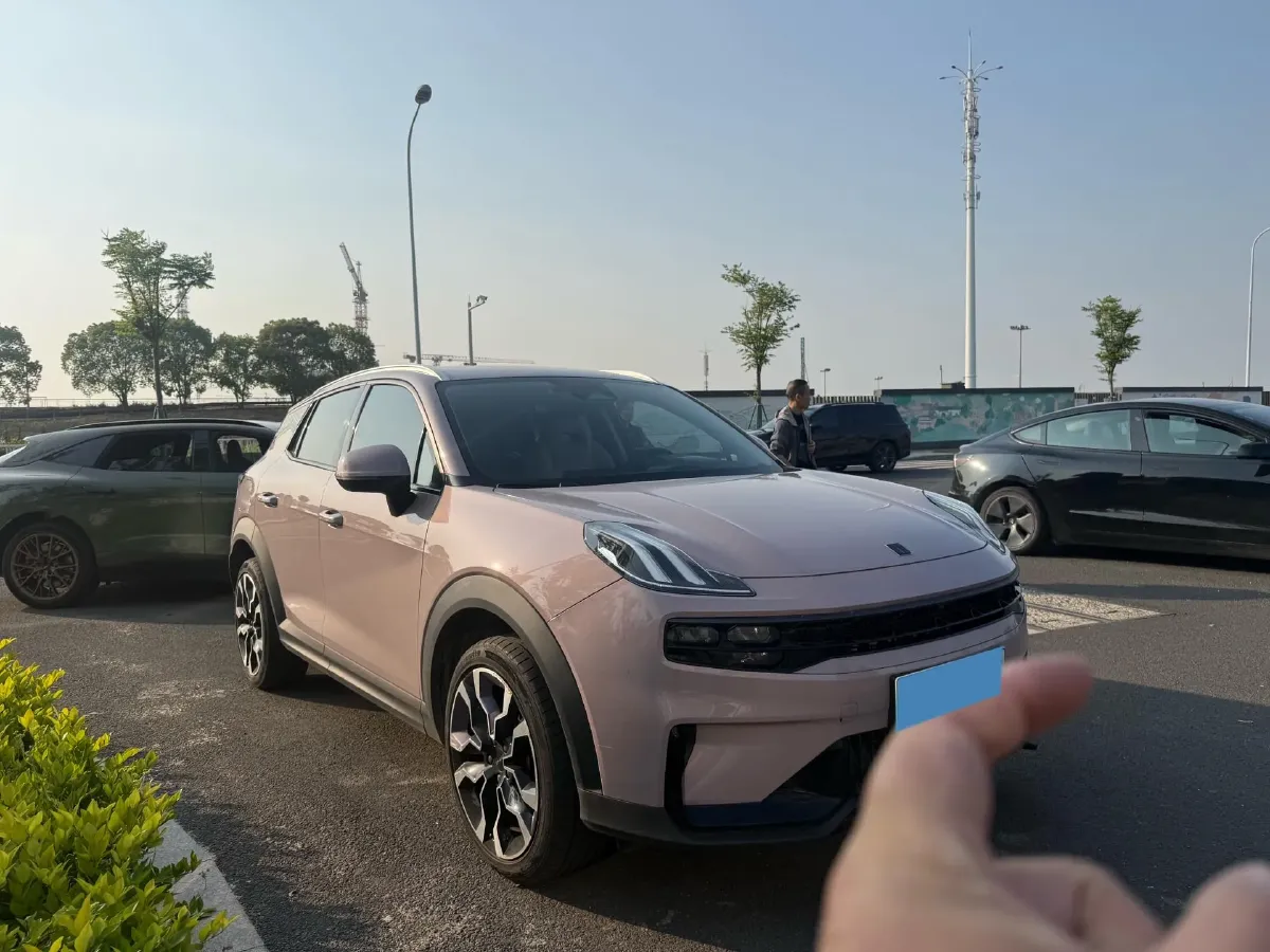 2022 Roewe i6 MAX BEV 61.1KWH,autocango,china used car exporter,china ev exporter,chinese used car exporter,chinese used ev exporter