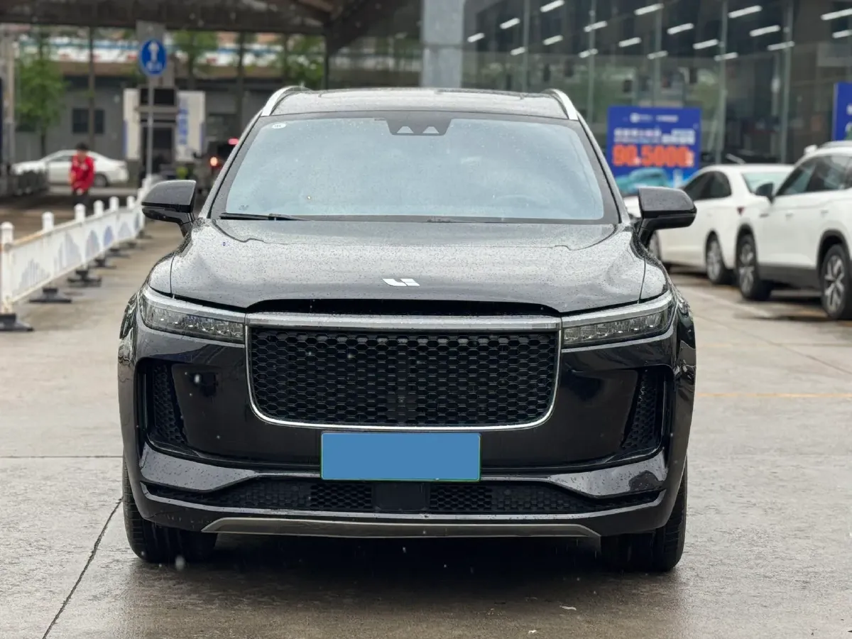 2020 Li ONE Range Extended 131HP REEV 40.5KWH,autocango,china used car exporter,china ev exporter,chinese used car exporter,chinese used ev exporter