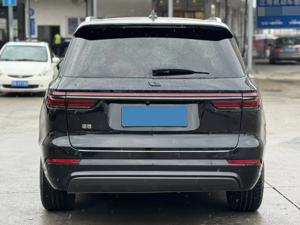 2020 Li ONE Range Extended 131HP REEV 40.5KWH,autocango,china used car exporter,china ev exporter,chinese used car exporter,chinese used ev exporter