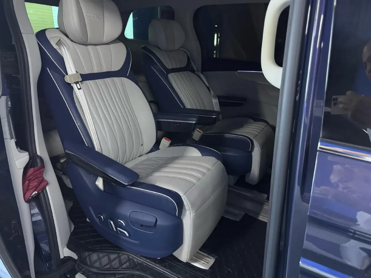 2021 Roewe iMAX8 2.0T 234HP L4 8AT,autocango,china used car exporter,china ev exporter,chinese used car exporter,chinese used ev exporter