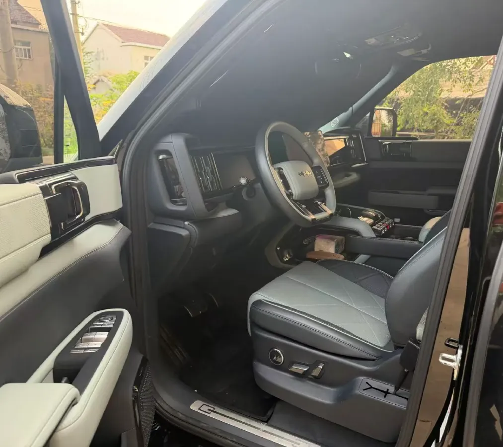 2023 FangChengBao Bao 5 1.5T 194HP L4 E-CVT PHEV 31.8KWH,autocango,china used car exporter,china ev exporter,chinese used car exporter,chinese used ev exporter