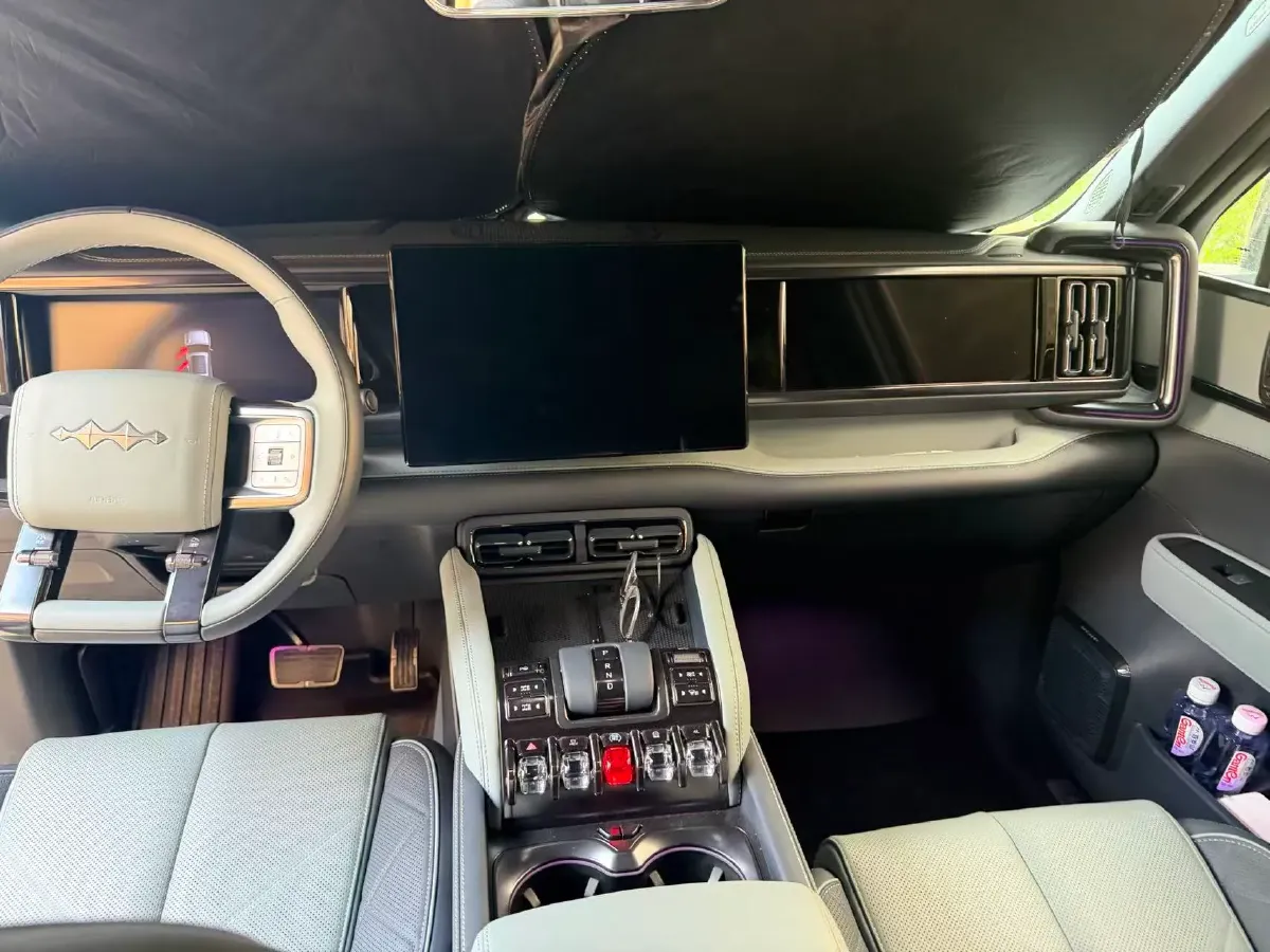 2023 FangChengBao Bao 5 1.5T 194HP L4 E-CVT PHEV 31.8KWH,autocango,china used car exporter,china ev exporter,chinese used car exporter,chinese used ev exporter