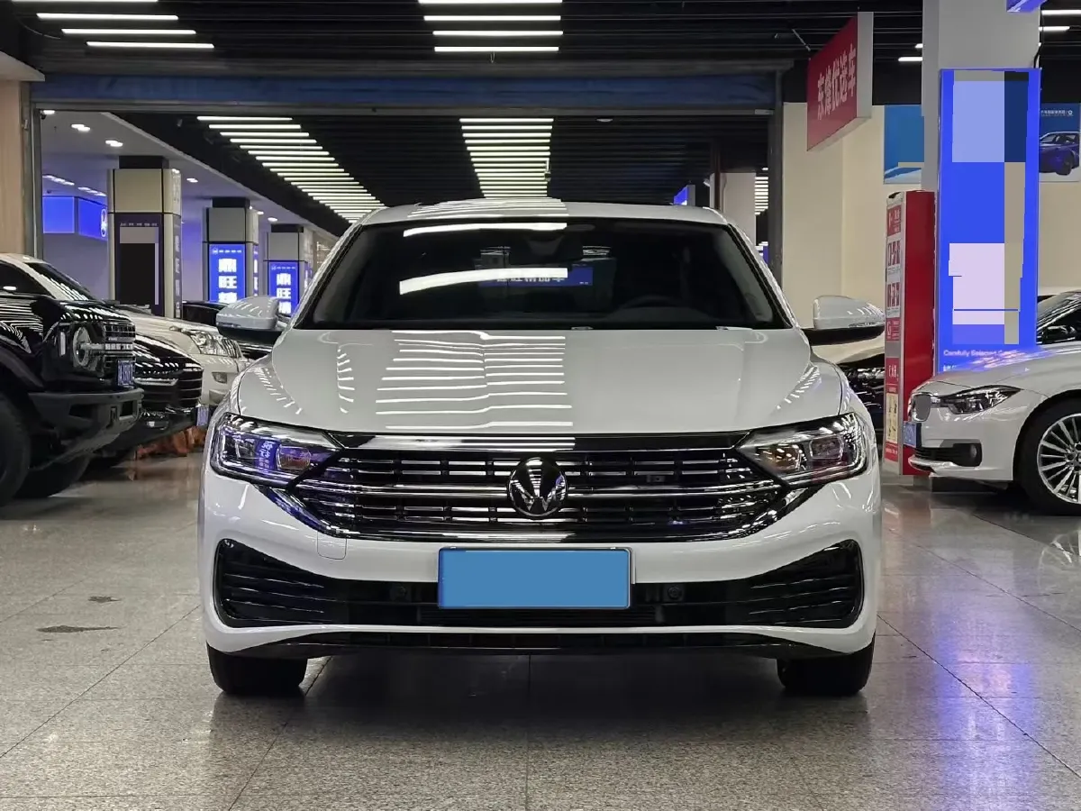 2024 Volkswagen Sagitar 1.5T 160HP L4 7DCT,autocango,china used car exporter,china ev exporter,chinese used car exporter,chinese used ev exporter