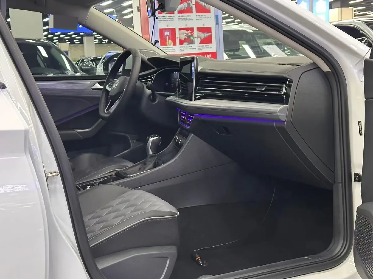 2024 Volkswagen Sagitar 1.5T 160HP L4 7DCT,autocango,china used car exporter,china ev exporter,chinese used car exporter,chinese used ev exporter