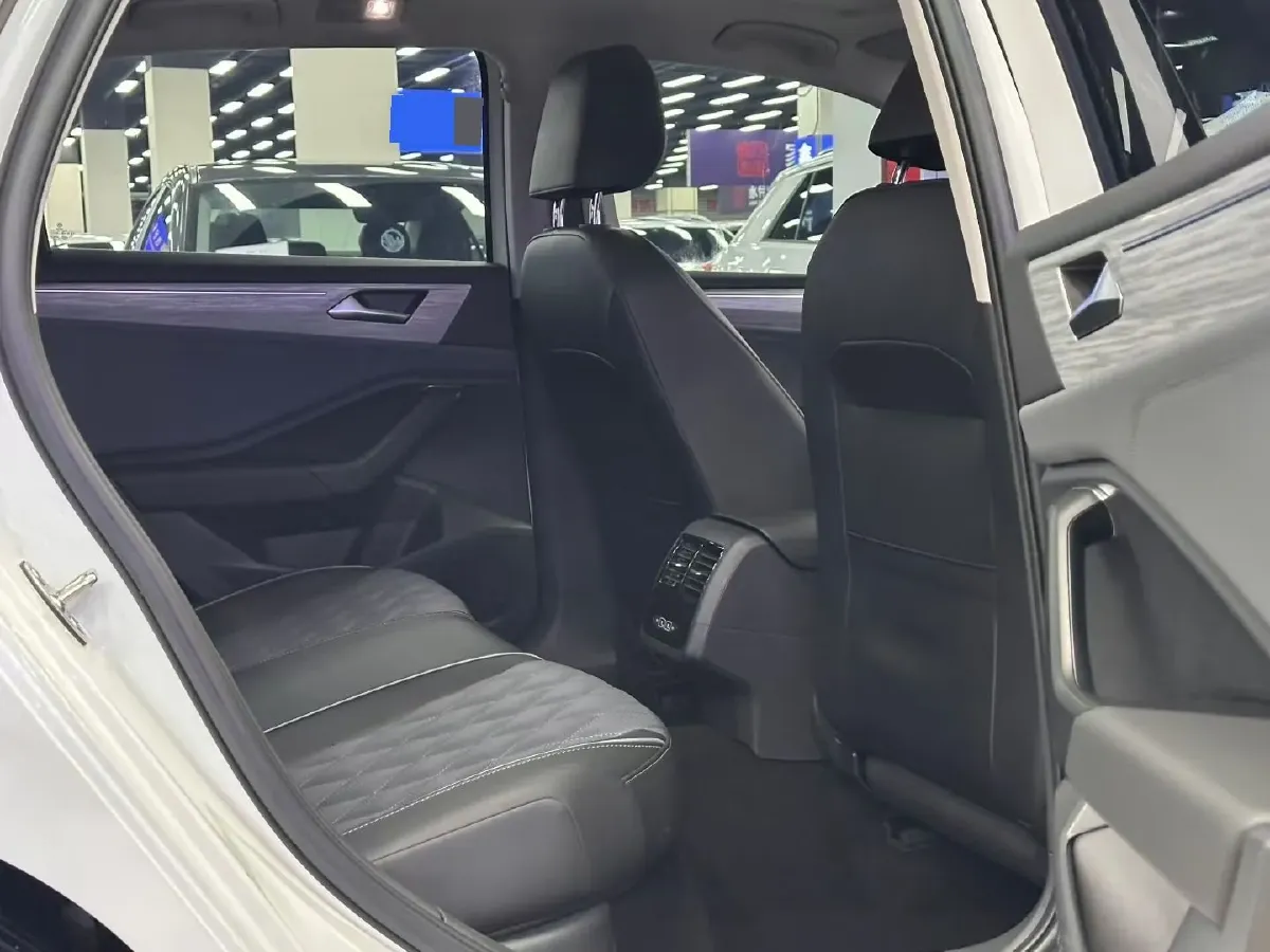 2024 Volkswagen Sagitar 1.5T 160HP L4 7DCT,autocango,china used car exporter,china ev exporter,chinese used car exporter,chinese used ev exporter