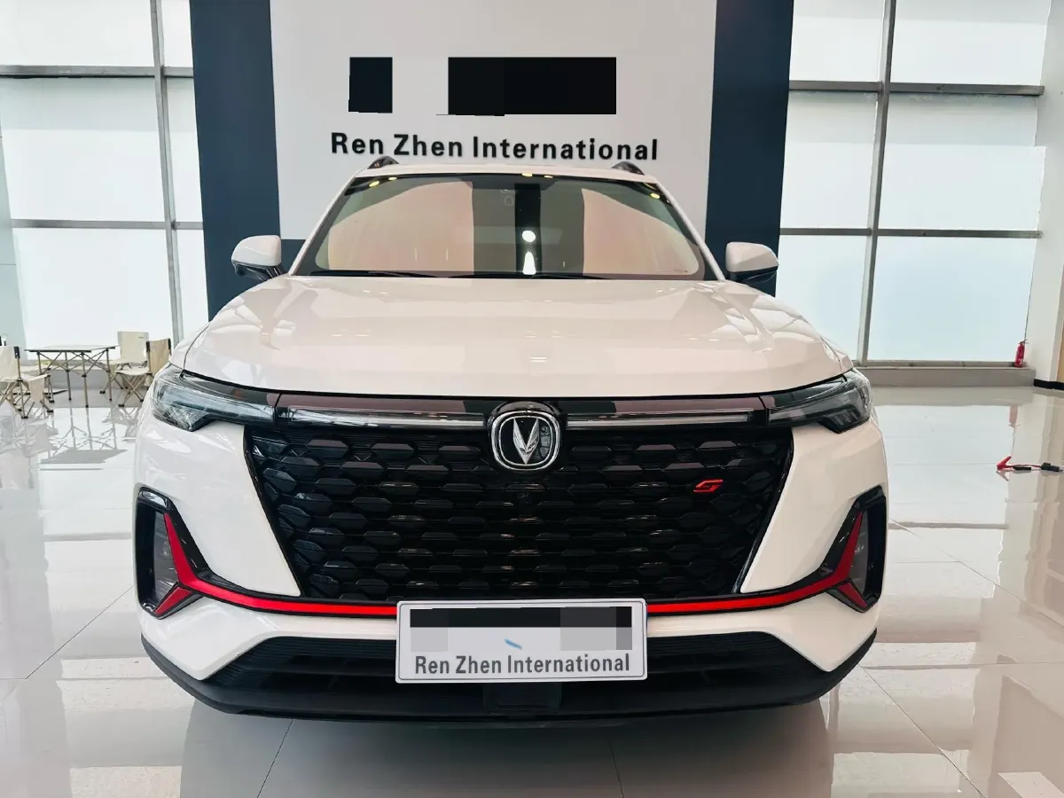 2021 ChangAn CS35 Plus 1.4T 160HP L4 7DCT,autocango,china used car exporter,china ev exporter,chinese used car exporter,chinese used ev exporter