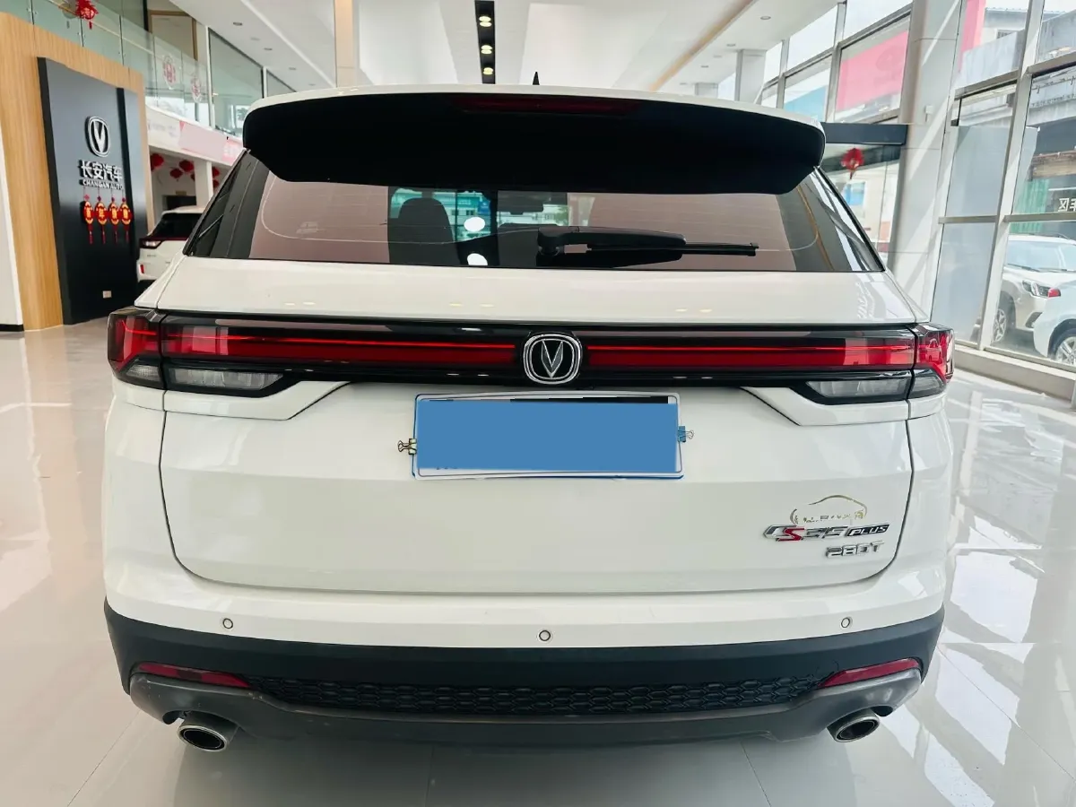 2021 ChangAn CS35 Plus 1.4T 160HP L4 7DCT,autocango,china used car exporter,china ev exporter,chinese used car exporter,chinese used ev exporter