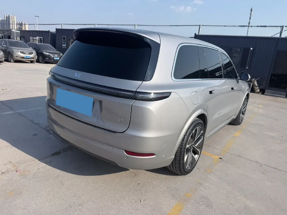2022 Li L9 Range Extended 154HP REEV 42.6KWH,autocango,china used car exporter,china ev exporter,chinese used car exporter,chinese used ev exporter