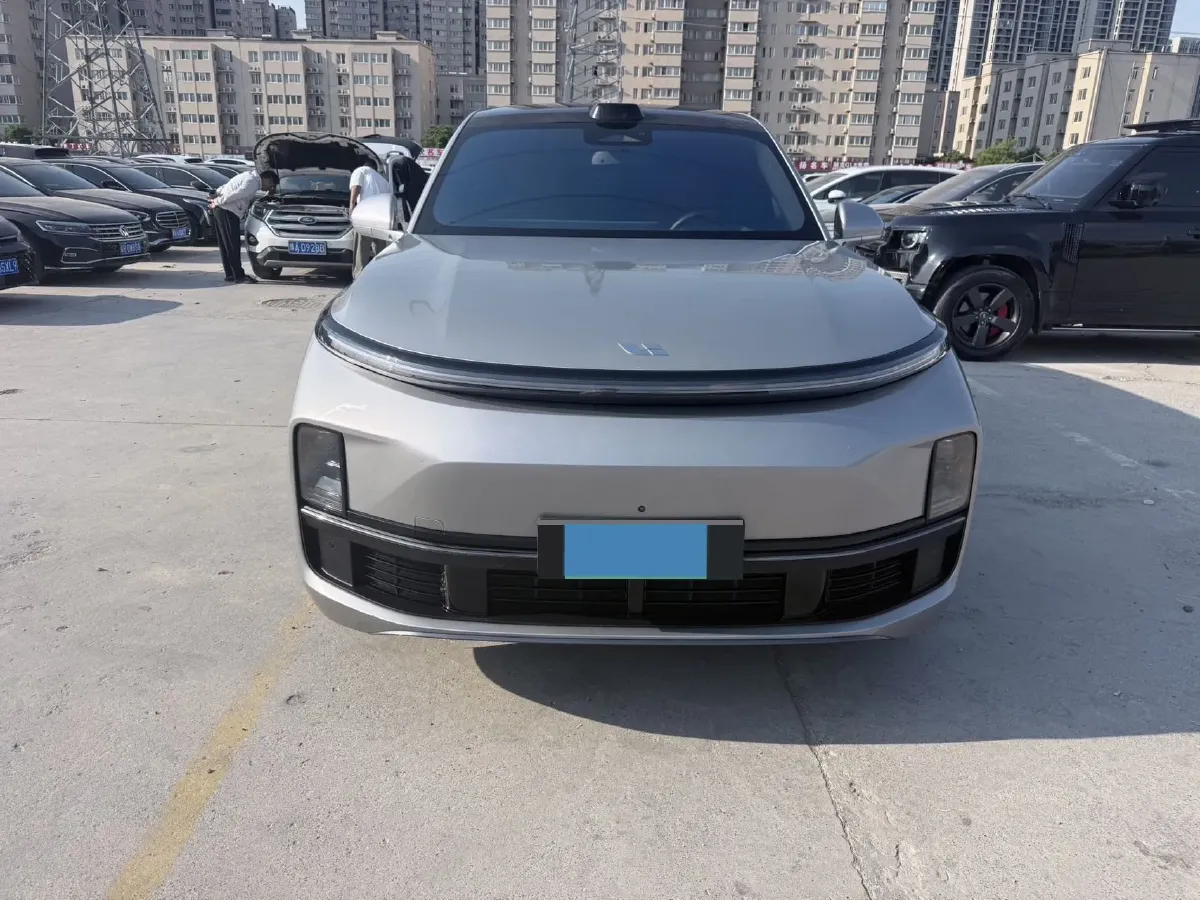 2022 Li L9 Range Extended 154HP REEV 42.6KWH,autocango,china used car exporter,china ev exporter,chinese used car exporter,chinese used ev exporter