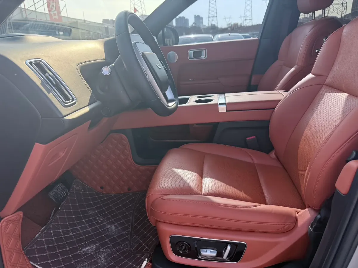 2022 Li L9 Range Extended 154HP REEV 42.6KWH,autocango,china used car exporter,china ev exporter,chinese used car exporter,chinese used ev exporter