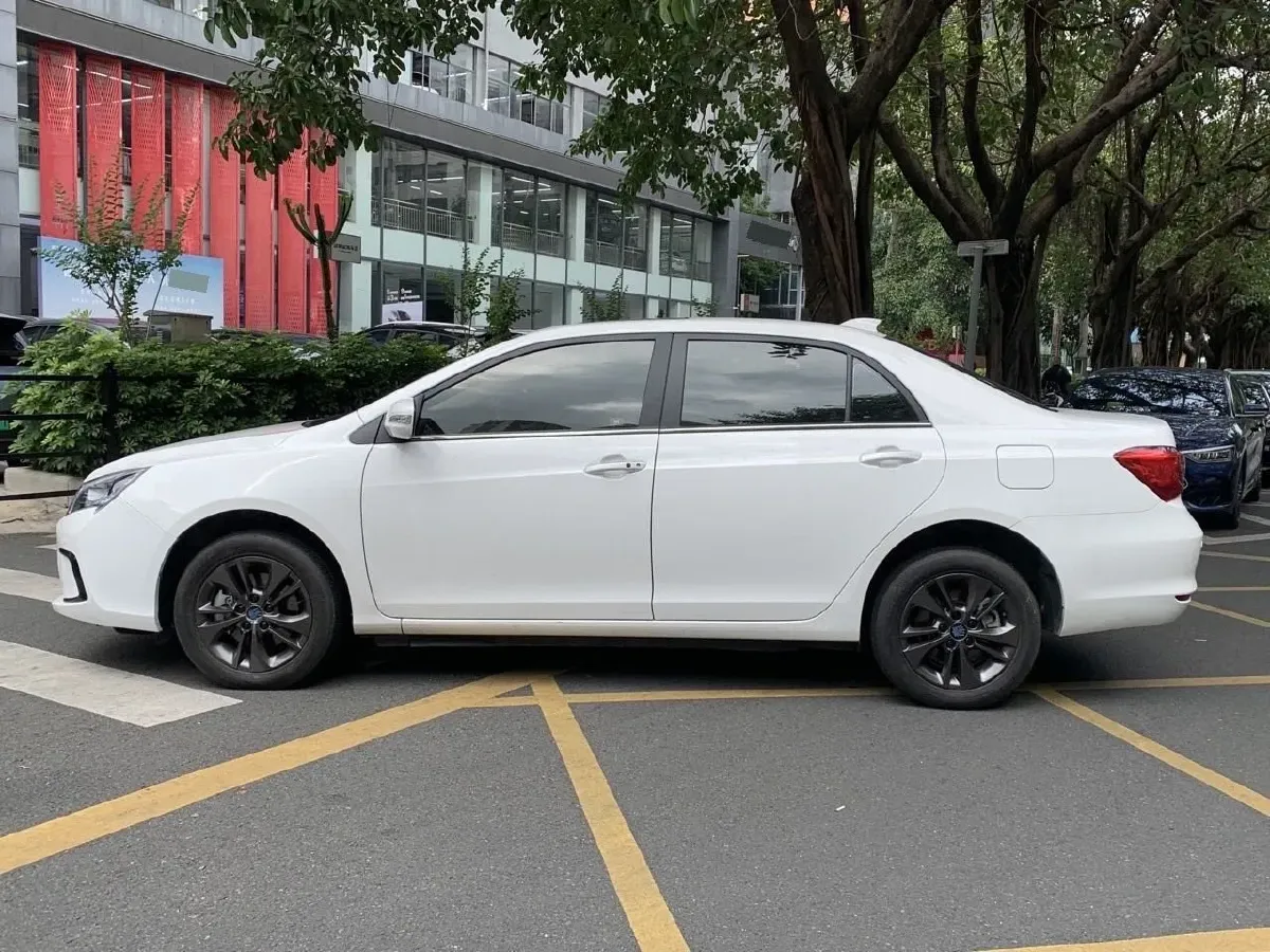 2017 BYD Qin 1.5T 154HP L4 6DCT PHEV,autocango,china used car exporter,china ev exporter,chinese used car exporter,chinese used ev exporter