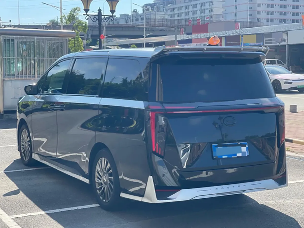 2023 GAC Trumpchi M8 2.0T 190HP L4 E-CVT Hybrid,autocango,china used car exporter,china ev exporter,chinese used car exporter,chinese used ev exporter