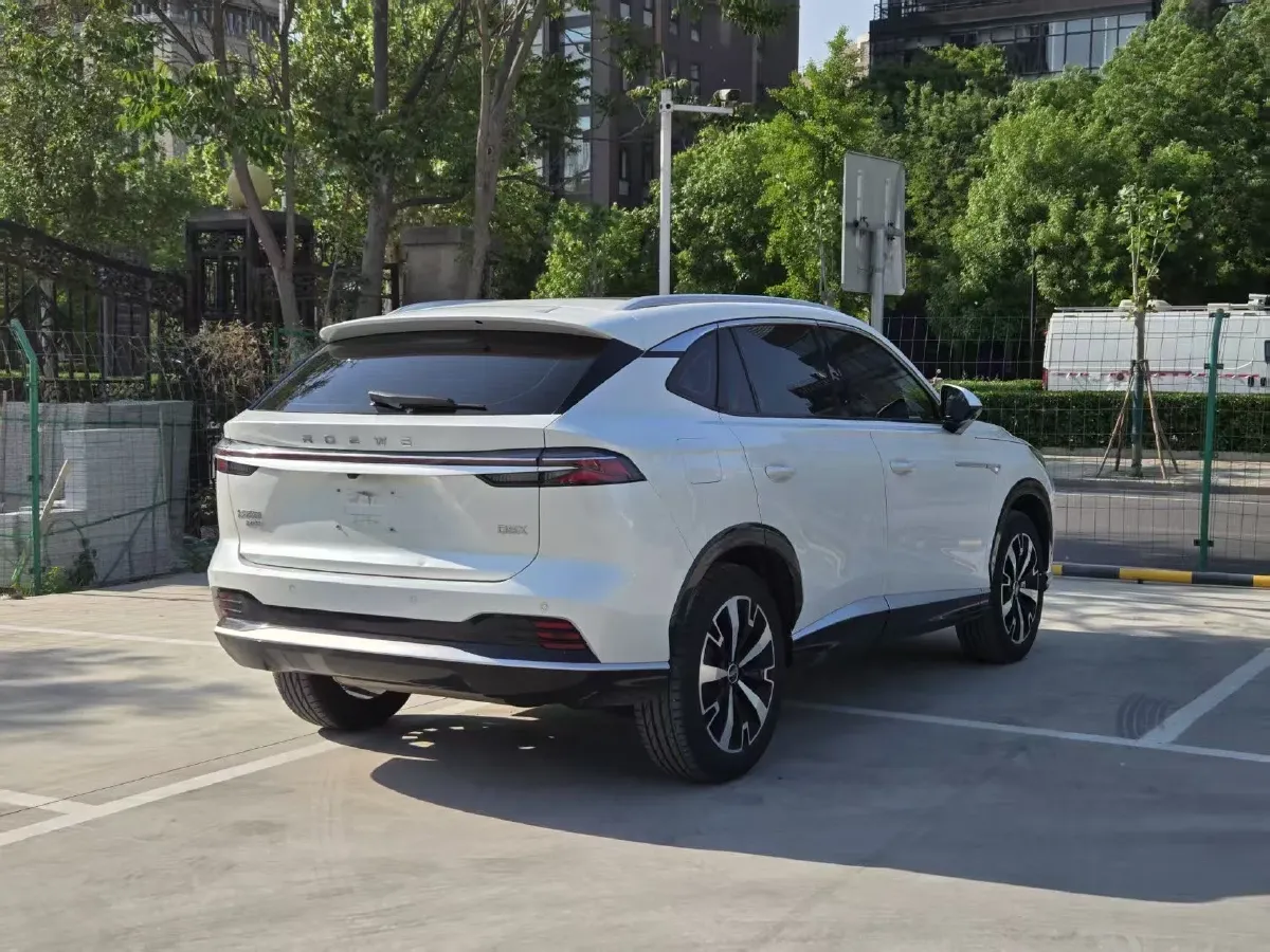 2024 Roewe D5X DMH 1.5T 150HP L4 2DHT PHEV 21.4KWH,autocango,china used car exporter,china ev exporter,chinese used car exporter,chinese used ev exporter