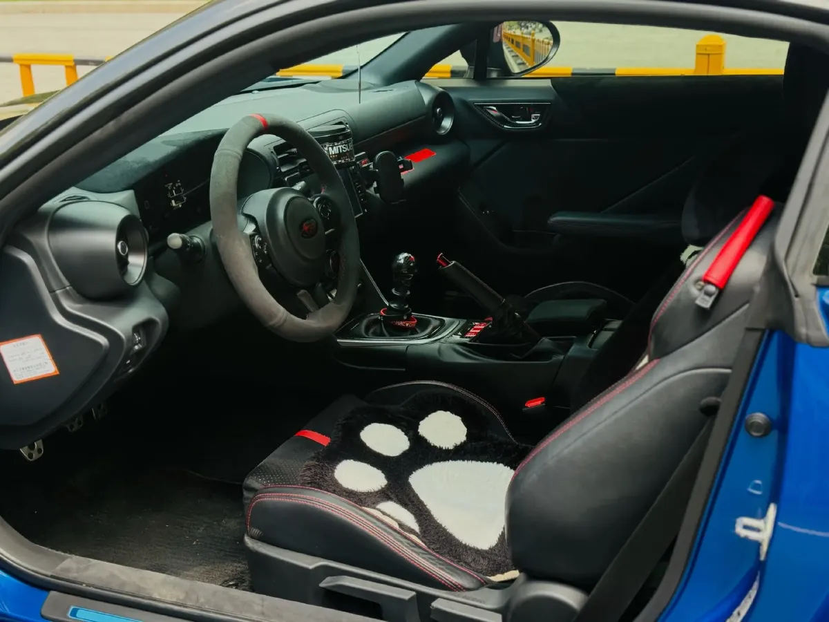 2022 Subaru BRZ 2.4L 234HP H4 6MT,autocango,china used car exporter,china ev exporter,chinese used car exporter,chinese used ev exporter