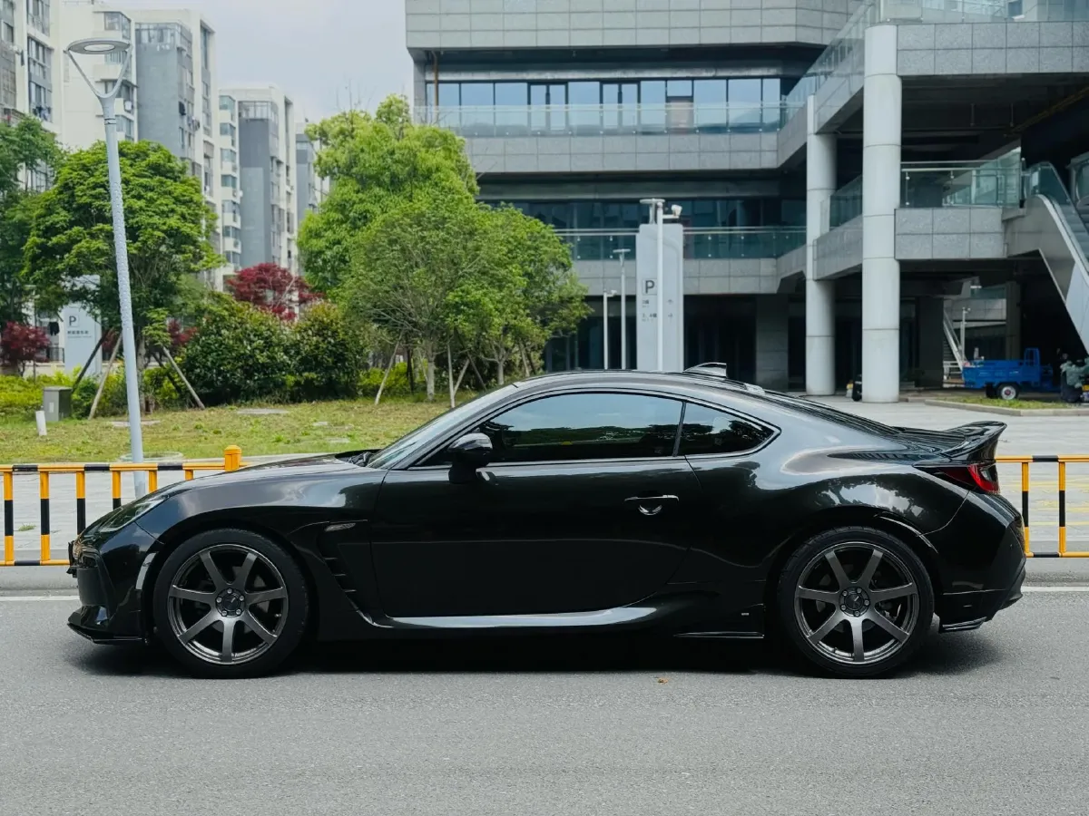 2022 Subaru BRZ 2.4L 234HP H4 6MT,autocango,china used car exporter,china ev exporter,chinese used car exporter,chinese used ev exporter
