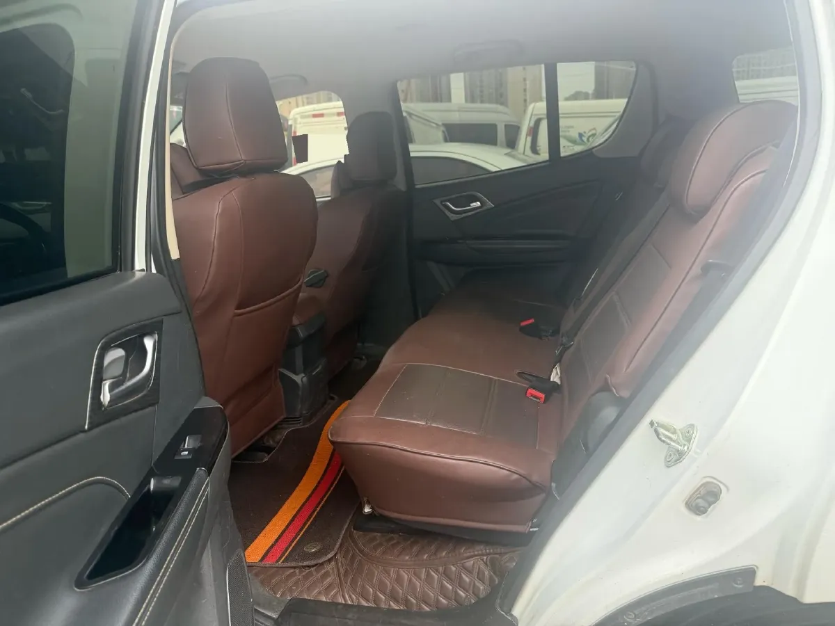 2020 Isuzu Mu-X 1.9T 166HP L4 6AT,autocango,china used car exporter,china ev exporter,chinese used car exporter,chinese used ev exporter