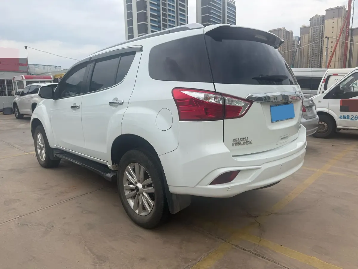 2020 Isuzu Mu-X 1.9T 166HP L4 6AT,autocango,china used car exporter,china ev exporter,chinese used car exporter,chinese used ev exporter
