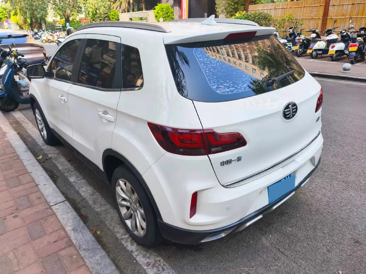 2019 Bestune X40 1.6L 114HP L4 6AT,autocango,china used car exporter,china ev exporter,chinese used car exporter,chinese used ev exporter