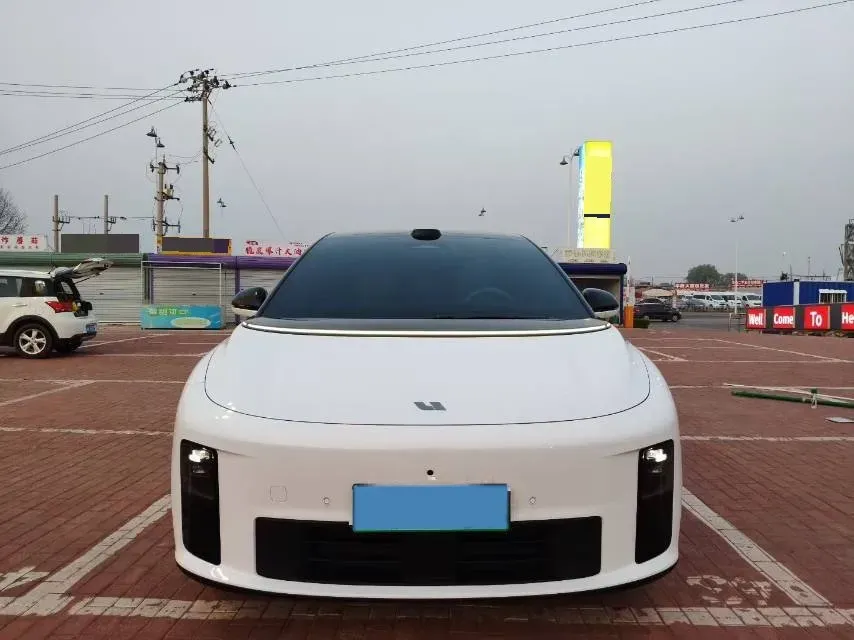 2025 Li i6 BEV,autocango,china used car exporter,china ev exporter,chinese used car exporter,chinese used ev exporter