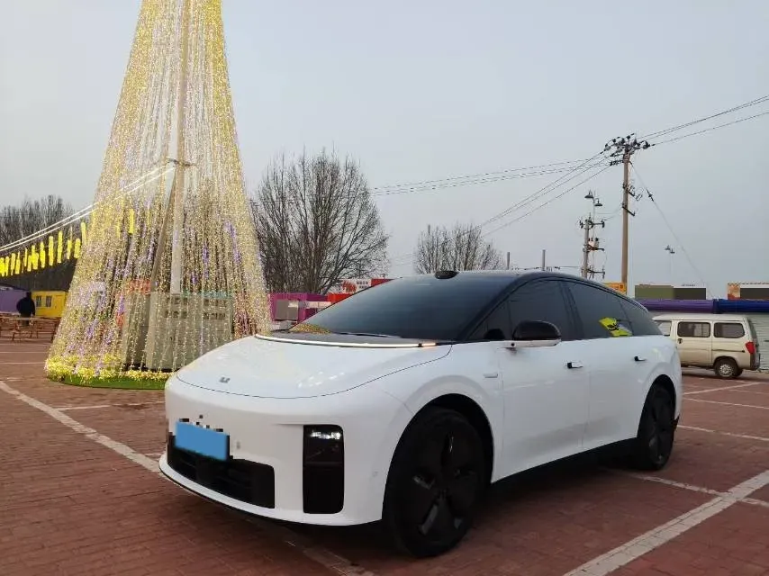 2025 Li i6 BEV,autocango,china used car exporter,china ev exporter,chinese used car exporter,chinese used ev exporter