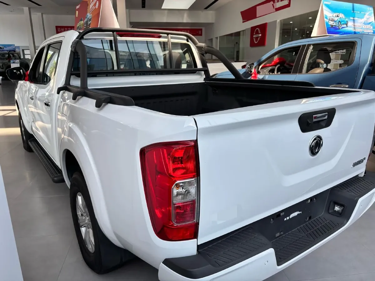 2023 Dongfeng RuiQi 6 2.3T 163HP L4 8AT,autocango,china used car exporter,china ev exporter,chinese used car exporter,chinese used ev exporter