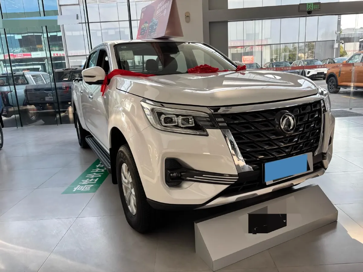 2023 Dongfeng RuiQi 6 2.3T 163HP L4 8AT,autocango,china used car exporter,china ev exporter,chinese used car exporter,chinese used ev exporter