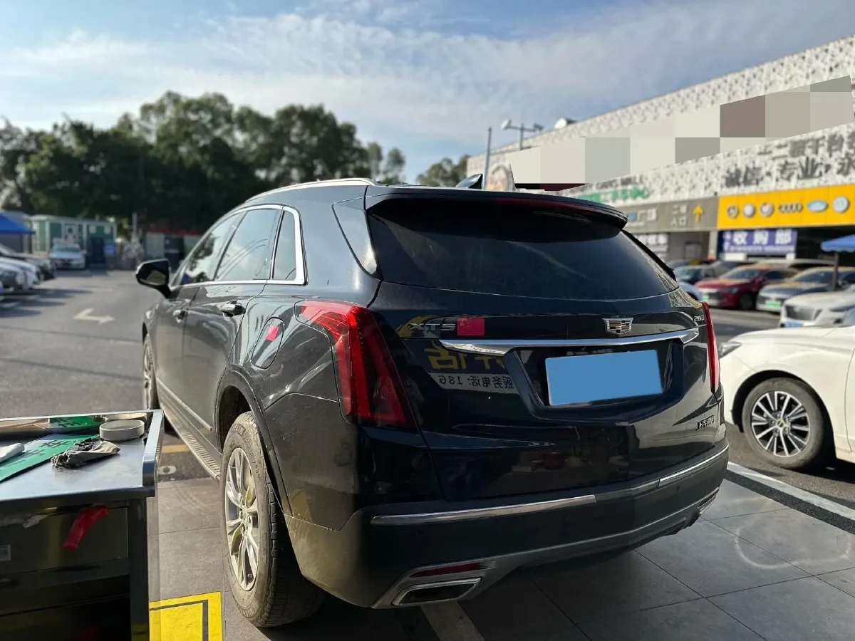 2021 Cadillac XT5 2.0T 237HP L4 9AT,autocango,china used car exporter,china ev exporter,chinese used car exporter,chinese used ev exporter