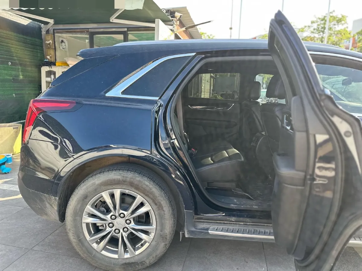 2021 Cadillac XT5 2.0T 237HP L4 9AT,autocango,china used car exporter,china ev exporter,chinese used car exporter,chinese used ev exporter