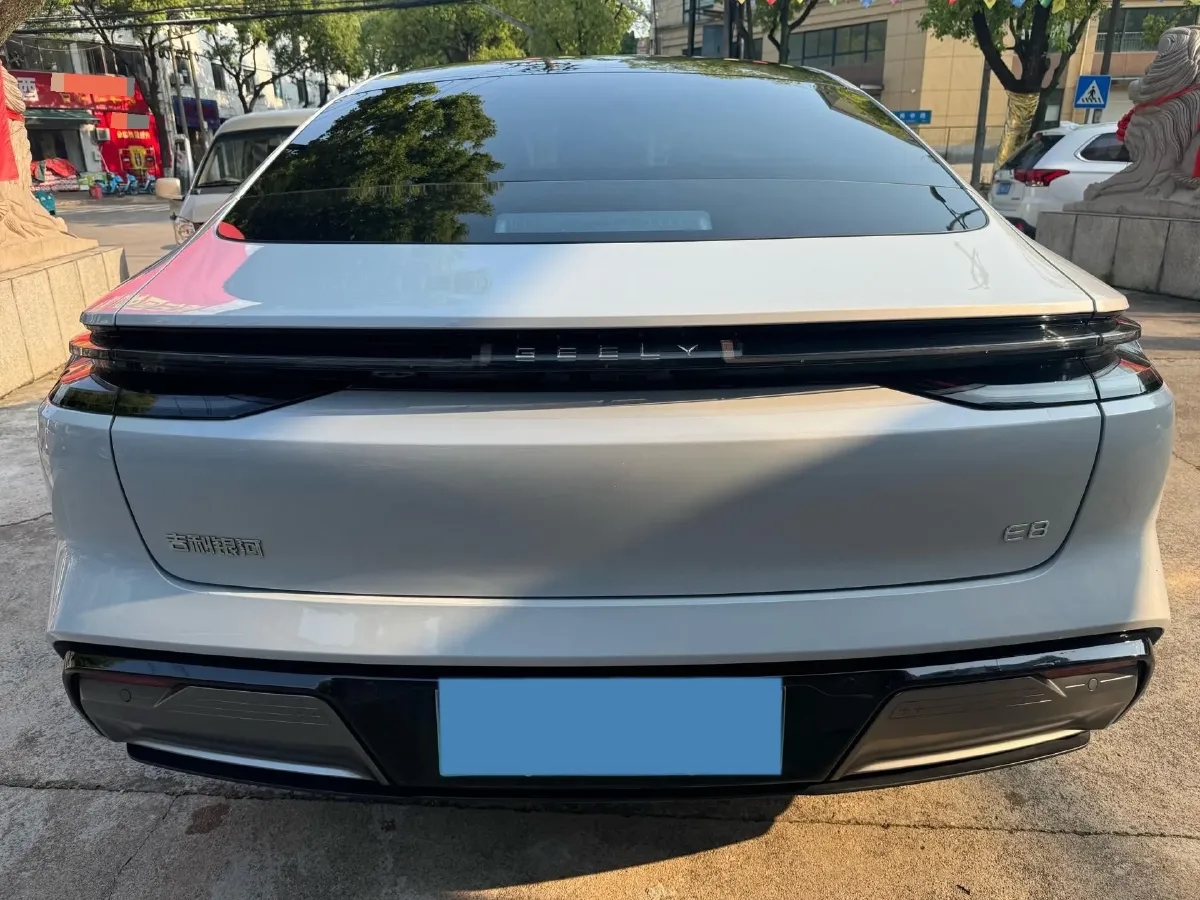 2024 Geely Galaxy E8 BEV 76KWH,autocango,china used car exporter,china ev exporter,chinese used car exporter,chinese used ev exporter