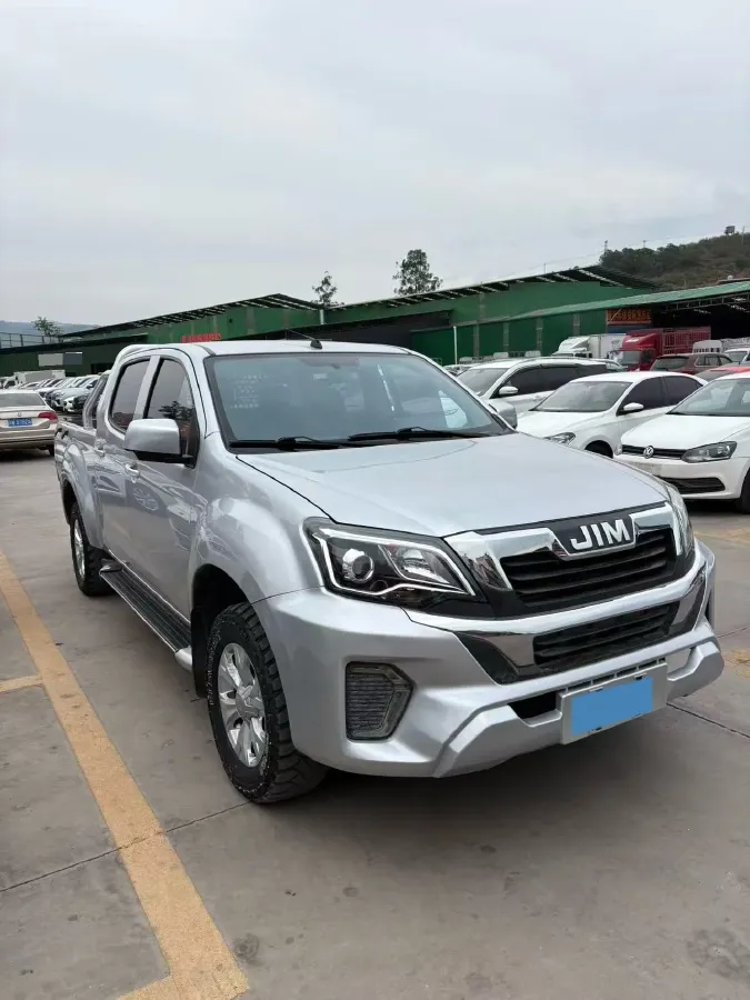 2023 Isuzu RE-MAX Jim 2.5T 143HP L4 6MT,autocango,china used car exporter,china ev exporter,chinese used car exporter,chinese used ev exporter