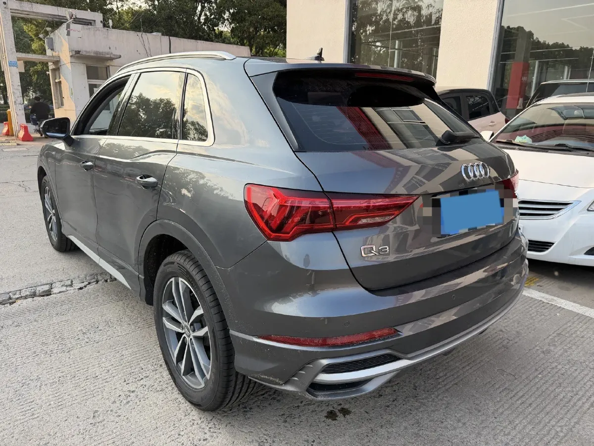 2021 Audi Q3 1.4T 150HP L4 7DCT,autocango,china used car exporter,china ev exporter,chinese used car exporter,chinese used ev exporter