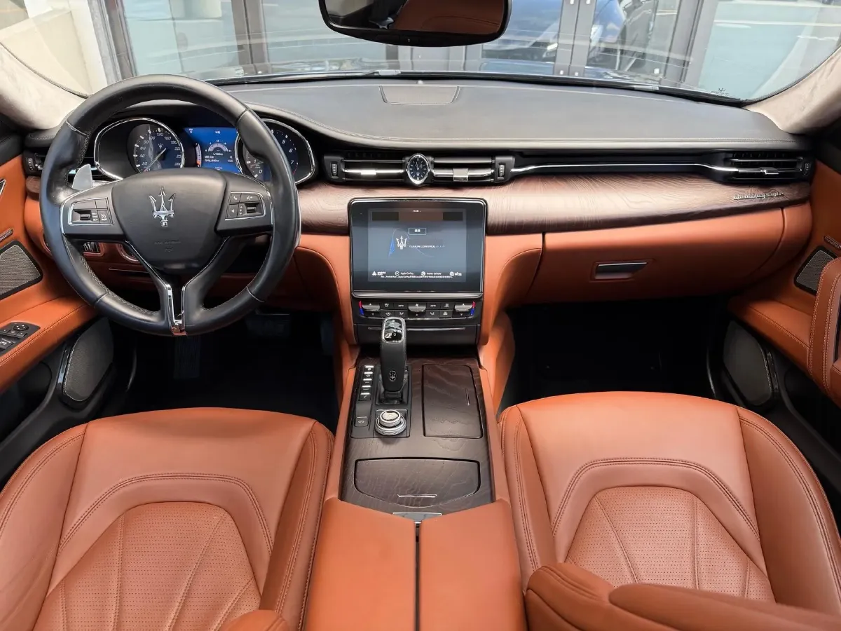 2019 Maserati Quattroporte 3.0T 350HP V6 8AT,autocango,china used car exporter,china ev exporter,chinese used car exporter,chinese used ev exporter