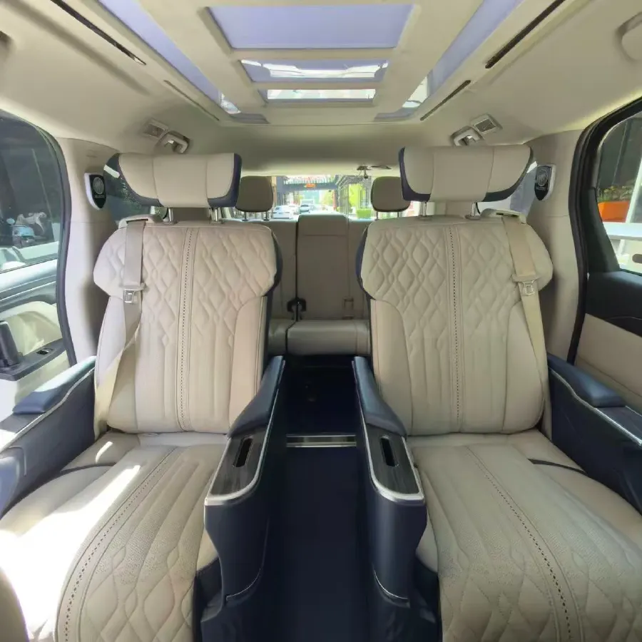 2022 Buick GL8 2.0T 237HP L4 9AT,autocango,china used car exporter,china ev exporter,chinese used car exporter,chinese used ev exporter
