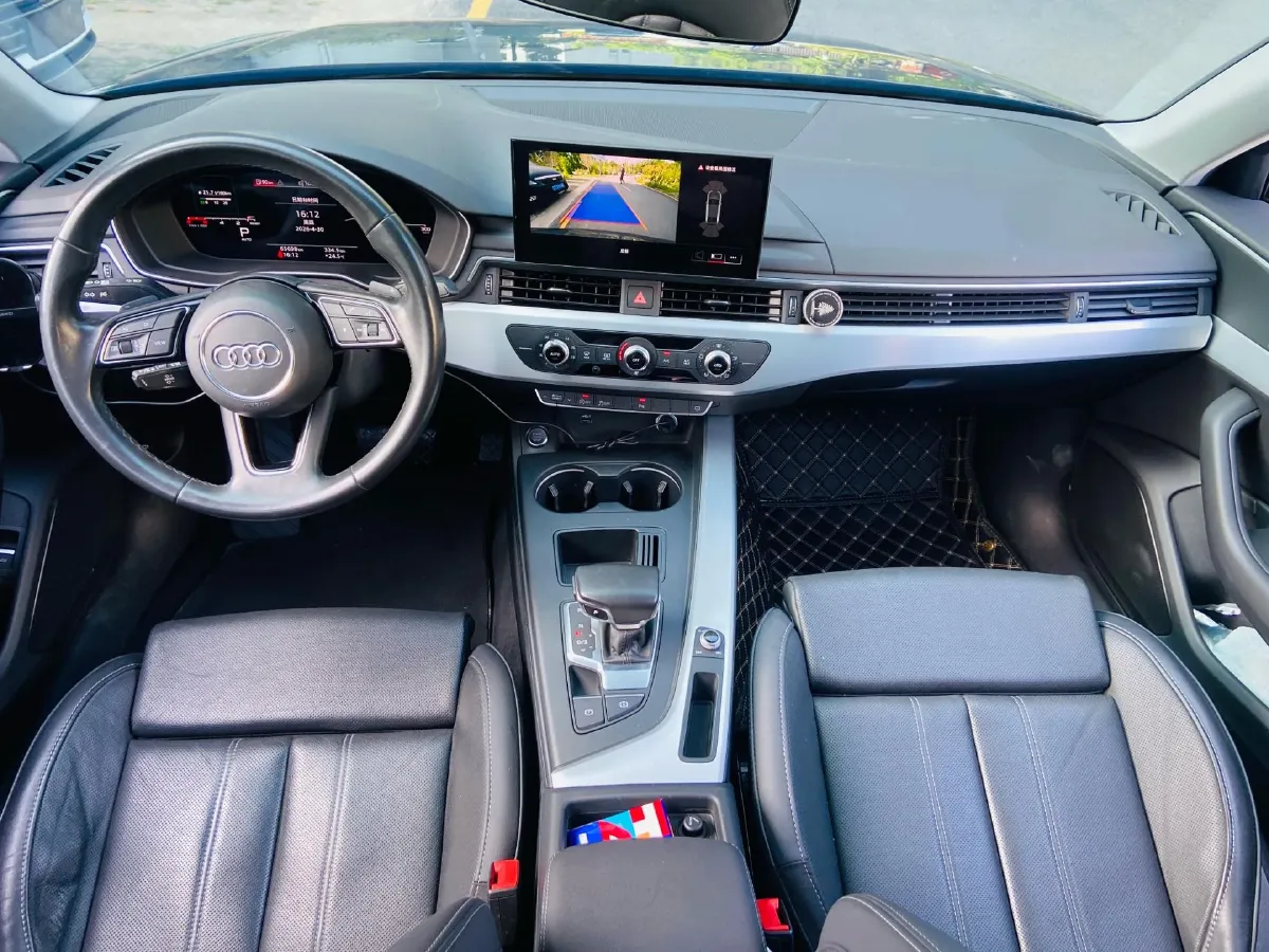2022 Audi A4L 2.0T 190HP L4 7DCT,autocango,china used car exporter,china ev exporter,chinese used car exporter,chinese used ev exporter