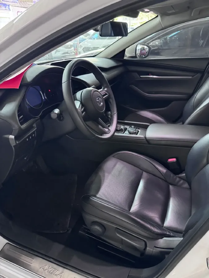 2020 Mazda 3 Axela 1.5L 117HP L4 6AT,autocango,china used car exporter,china ev exporter,chinese used car exporter,chinese used ev exporter