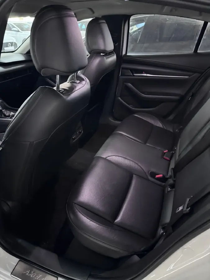 2020 Mazda 3 Axela 1.5L 117HP L4 6AT,autocango,china used car exporter,china ev exporter,chinese used car exporter,chinese used ev exporter