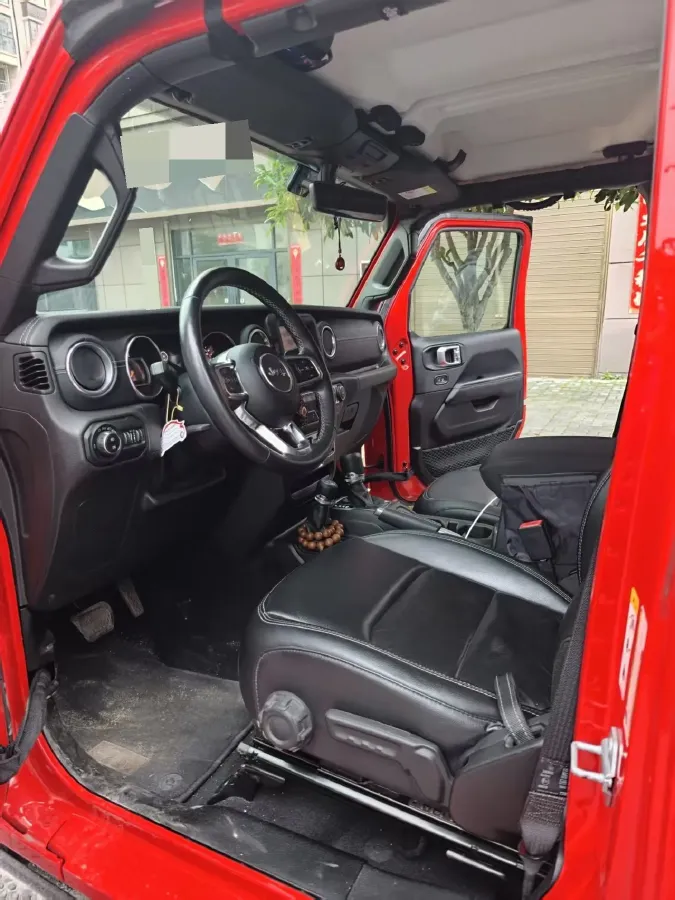 2018 Jeep Wrangler 2.0T 266HP L4 8AT,autocango,china used car exporter,china ev exporter,chinese used car exporter,chinese used ev exporter