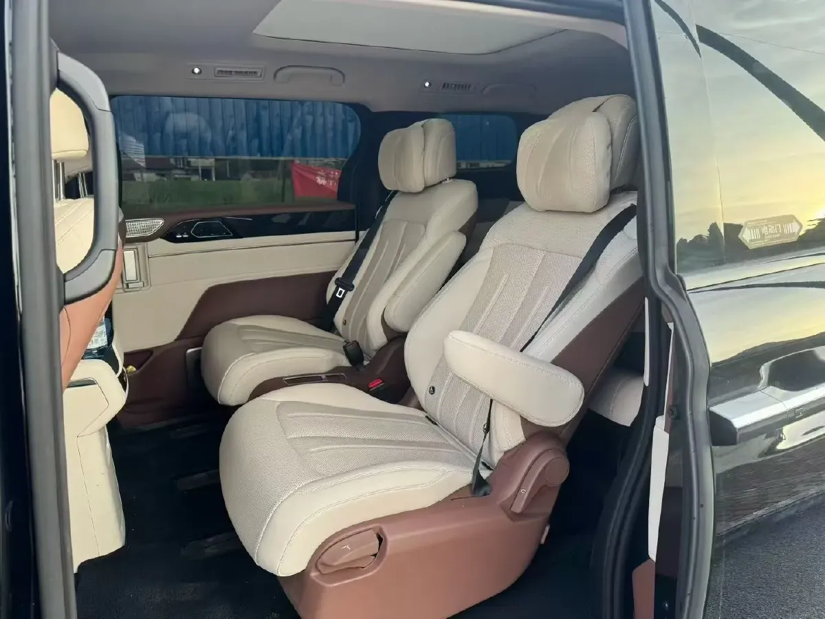 2025 BYD Xia 1.5T 156HP L4 E-CVT PHEV 20.39KWH,autocango,china used car exporter,china ev exporter,chinese used car exporter,chinese used ev exporter