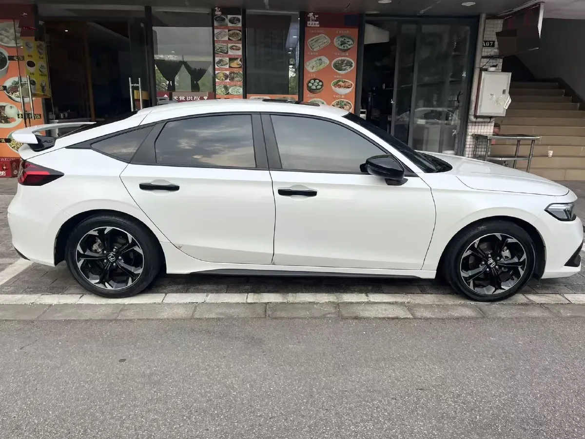 2023 Honda Civic 1.5T 182HP L4 CVT,autocango,china used car exporter,china ev exporter,chinese used car exporter,chinese used ev exporter