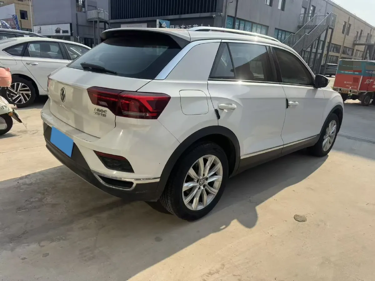 2019 Volkswagen T-Roc 1.4T 131HP L4 7DCT,autocango,china used car exporter,china ev exporter,chinese used car exporter,chinese used ev exporter