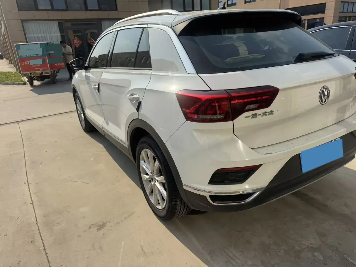 2019 Volkswagen T-Roc 1.4T 131HP L4 7DCT,autocango,china used car exporter,china ev exporter,chinese used car exporter,chinese used ev exporter
