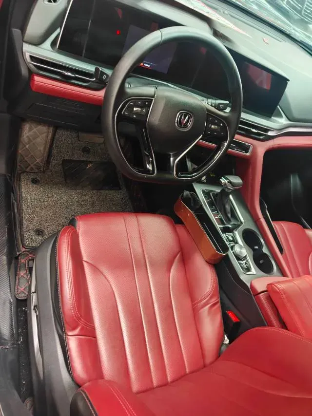 2021 ChangAn CS75 Plus 1.5T 178HP L4 6AT,autocango,china used car exporter,china ev exporter,chinese used car exporter,chinese used ev exporter