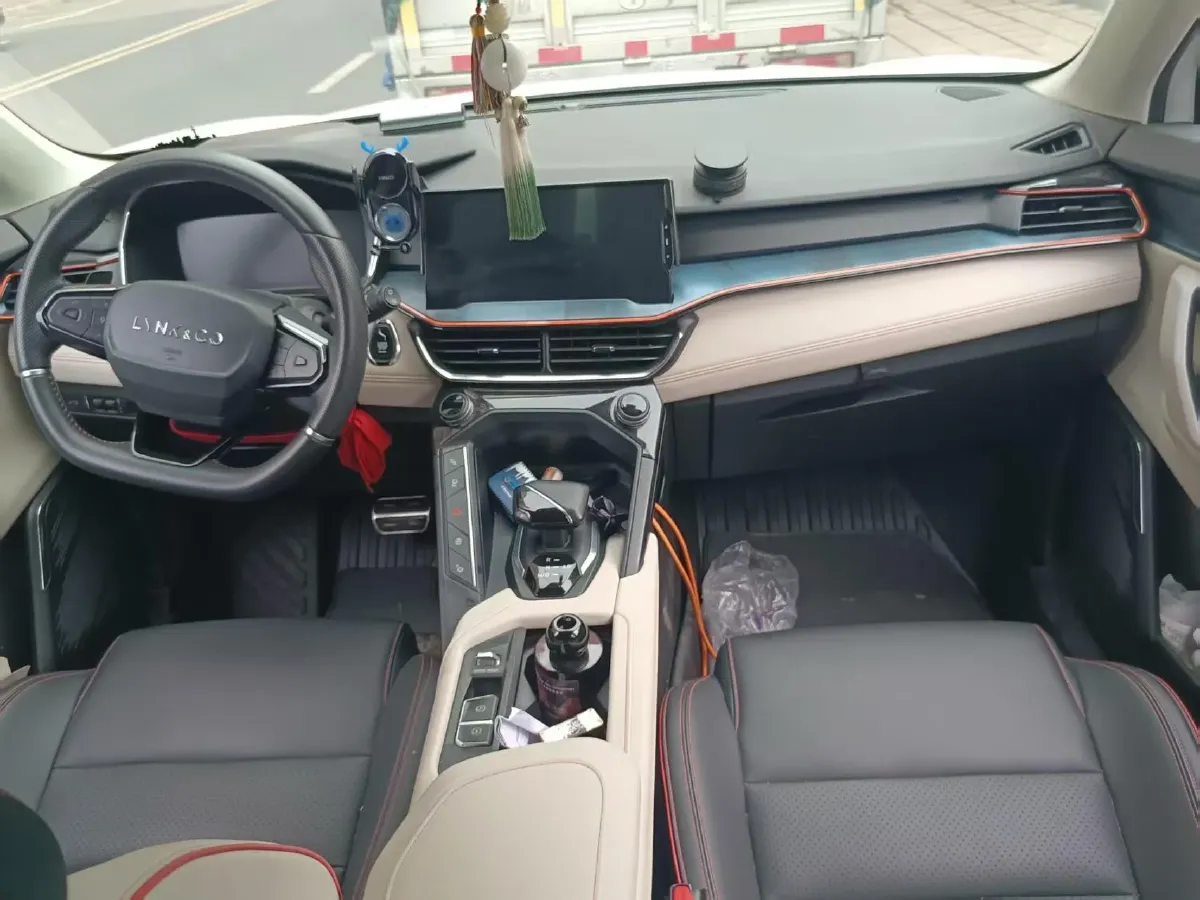 2020 LYNK&CO 06 1.5T 177HP L3 7DCT,autocango,china used car exporter,china ev exporter,chinese used car exporter,chinese used ev exporter