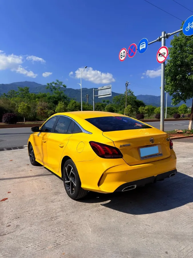 2022 MG 5 1.5T 173HP L4 7DCT,autocango,china used car exporter,china ev exporter,chinese used car exporter,chinese used ev exporter