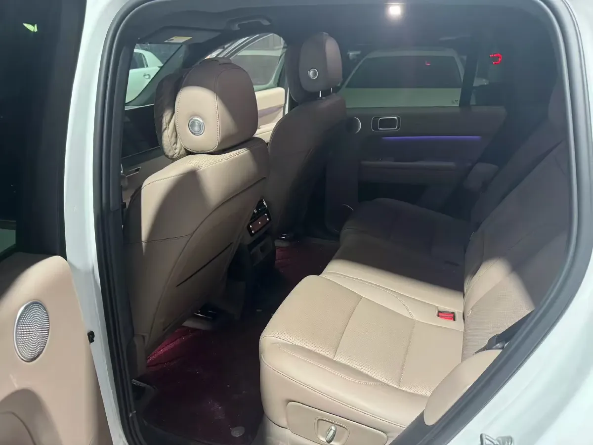 2025 Li L6 Range Extended 154HP L4 REEV,autocango,china used car exporter,china ev exporter,chinese used car exporter,chinese used ev exporter