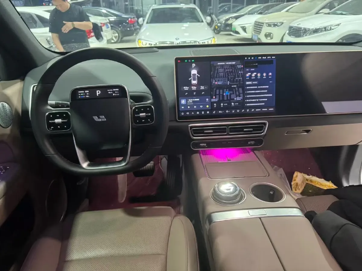 2025 Li L6 Range Extended 154HP L4 REEV,autocango,china used car exporter,china ev exporter,chinese used car exporter,chinese used ev exporter