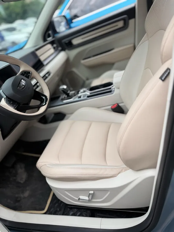 2023 Geely ICON 1.5T 181HP L4 7DCT,autocango,china used car exporter,china ev exporter,chinese used car exporter,chinese used ev exporter