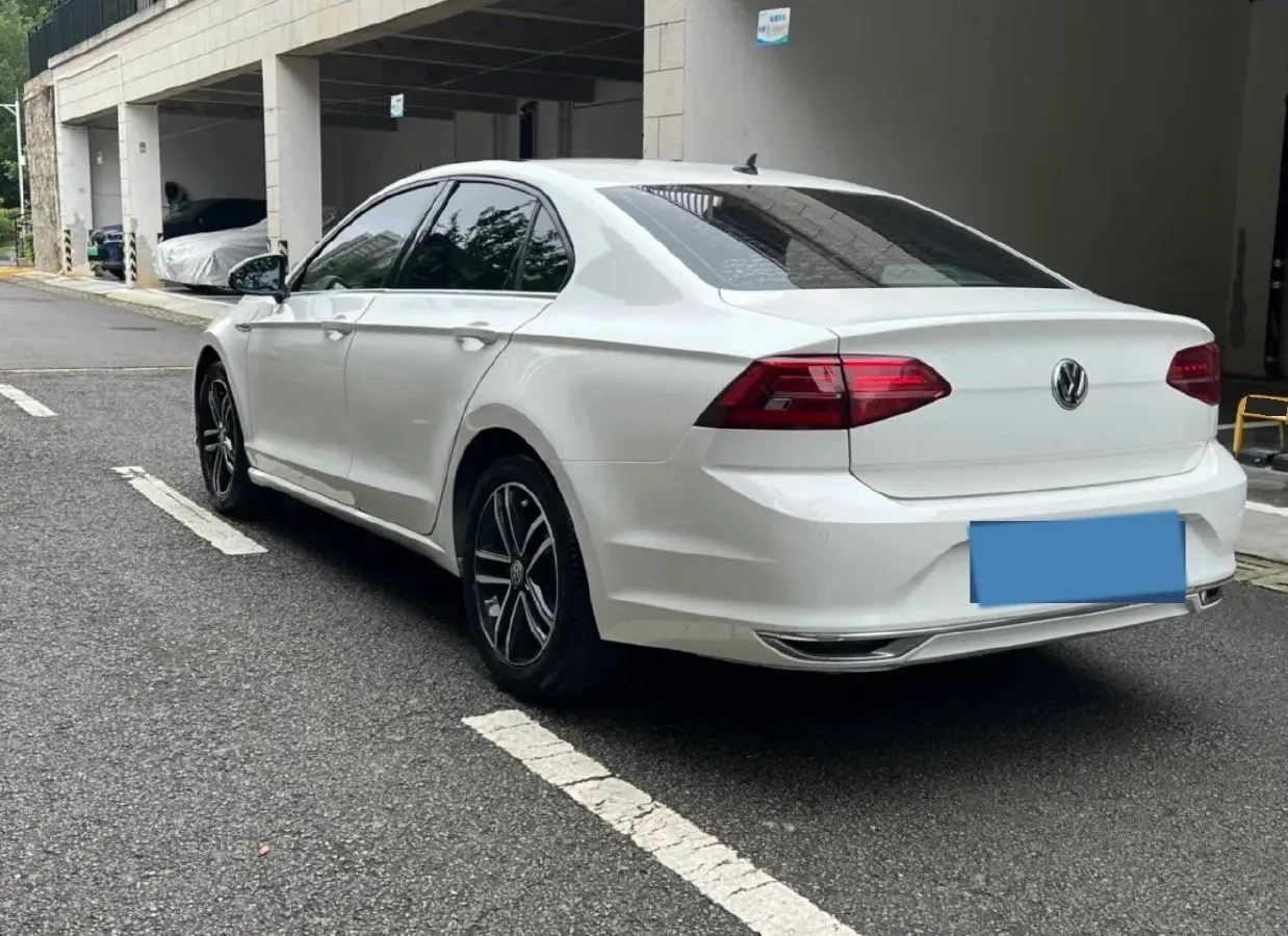 2019 Volkswagen Passat 1.4T 150HP L4 7DCT,autocango,china used car exporter,china ev exporter,chinese used car exporter,chinese used ev exporter