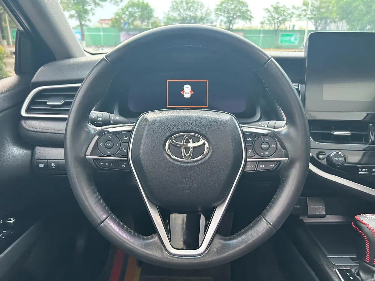 2021 Toyota Camry 2.5L 209HP L4 8AT,autocango,china used car exporter,china ev exporter,chinese used car exporter,chinese used ev exporter